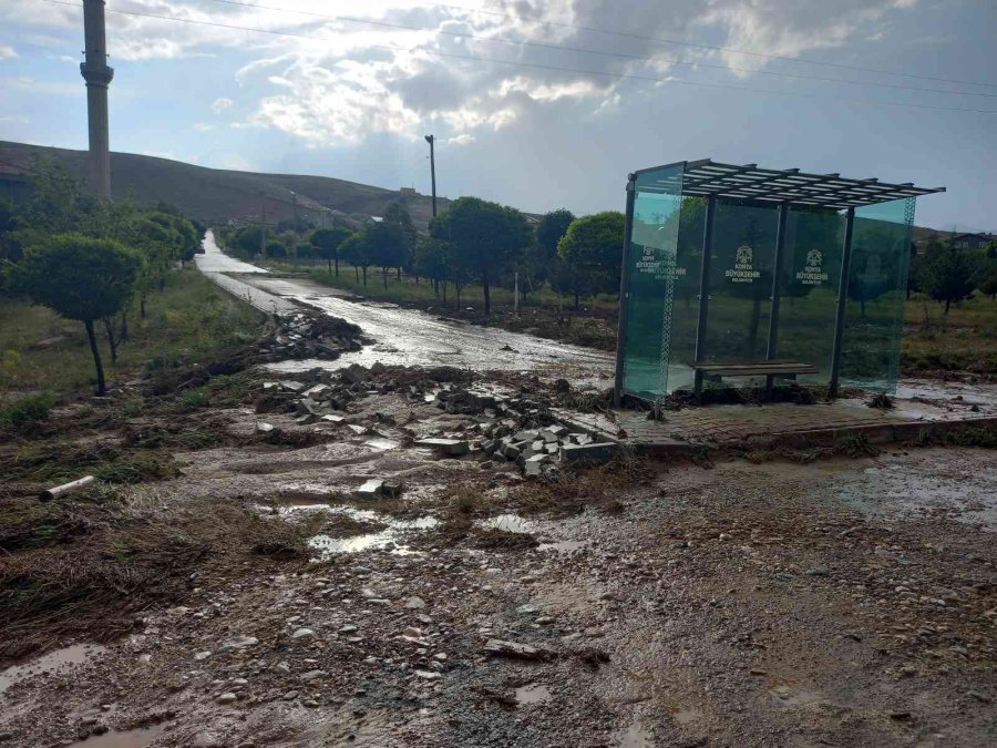 Konya’da Yağış Etkili Oldu, Çalışmalar Devam Ediyor