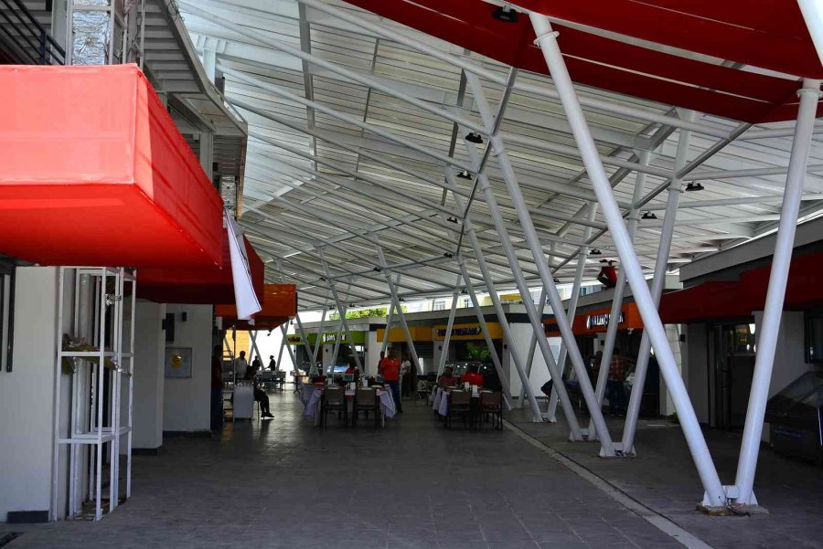 Modern Balık Hali Manavgat’ın Hizmetinde