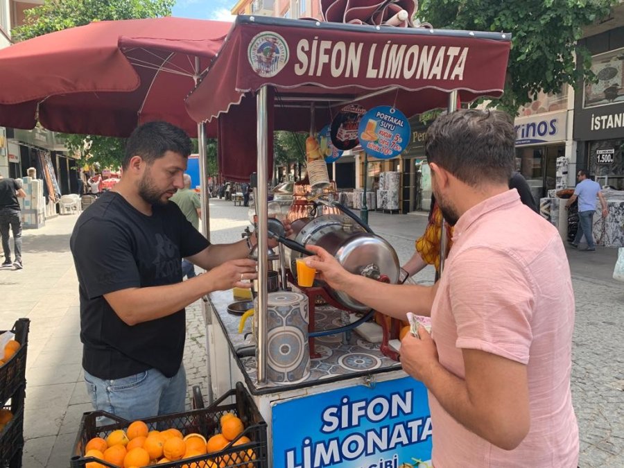 Ünlü ’sifon’ Limonatada Sezon Açıldı