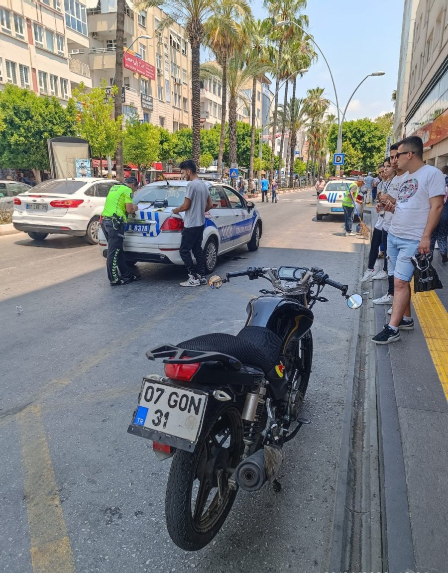Motosiklet Sürücüsü Değil, Trafik Canavarı Çıktı