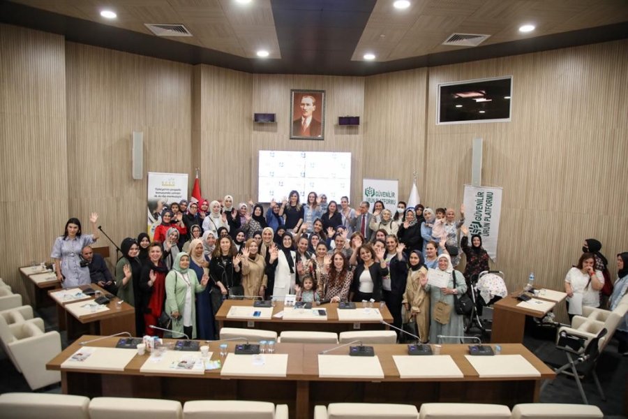 Sağlıklı Anne Ve Çocuklar İçin Bu Sefer Durak Eyüp Oldu