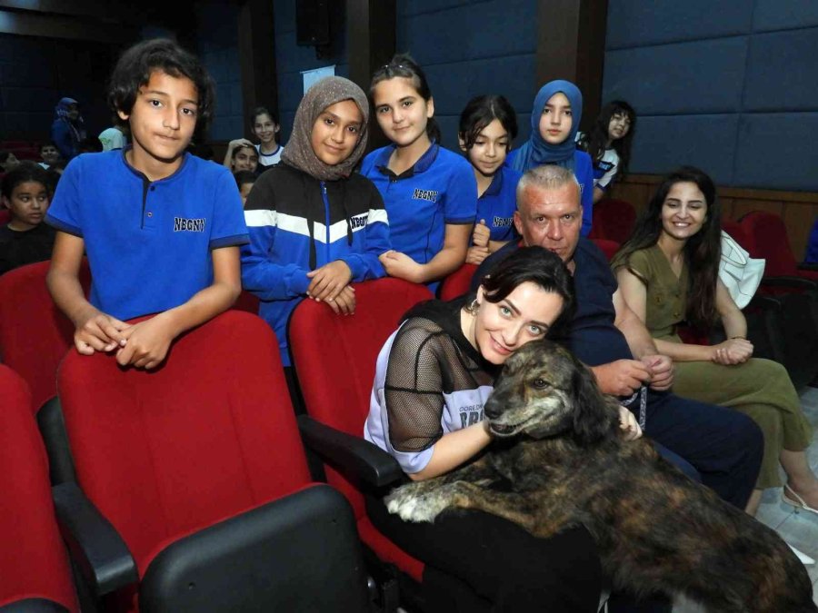 Öğrencilere Sokak Hayvanı Eğitimi