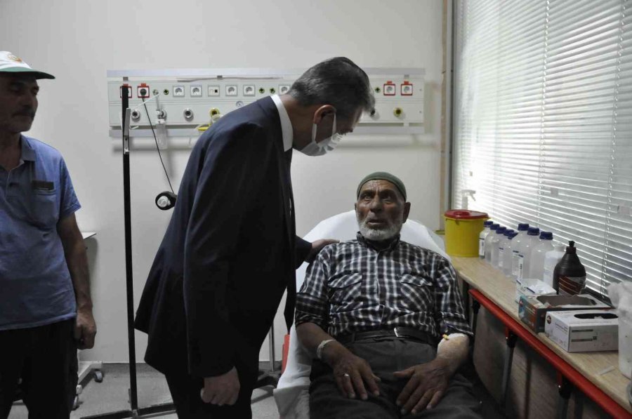 Karaman’da Okul Servisi İle Otomobil Çarpıştı: 13 Yaralı