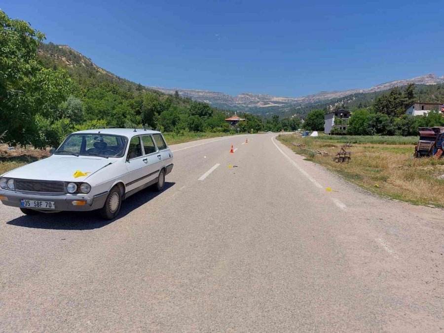 Otomobilin Çarptığı Kadın Hayatını Kaybetti