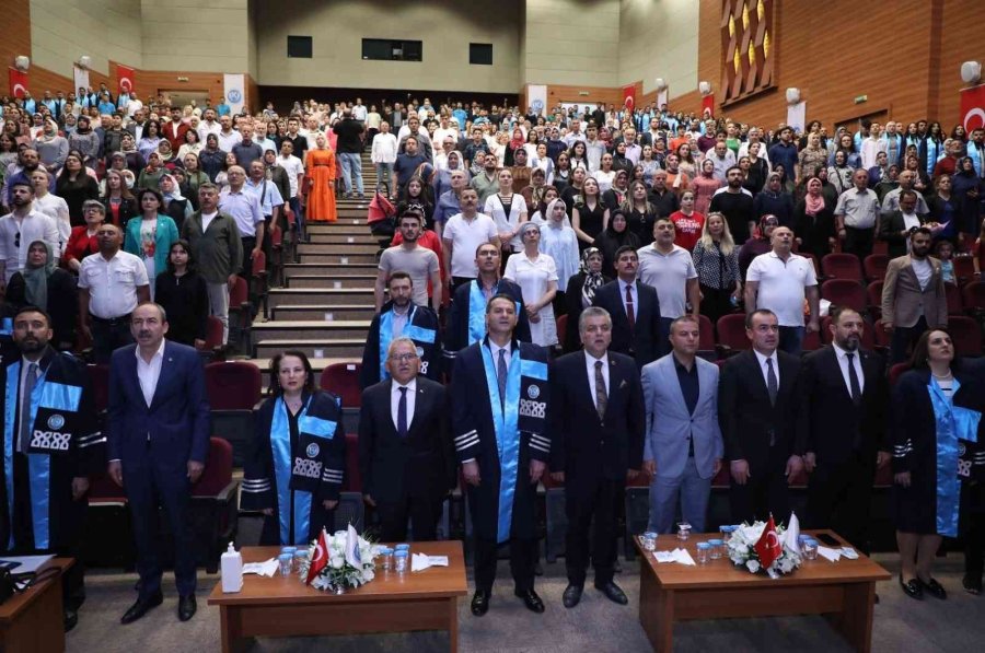 Kayü Uygulamalı Bilimler Fakültesi İlk Mezunlarını Verdi