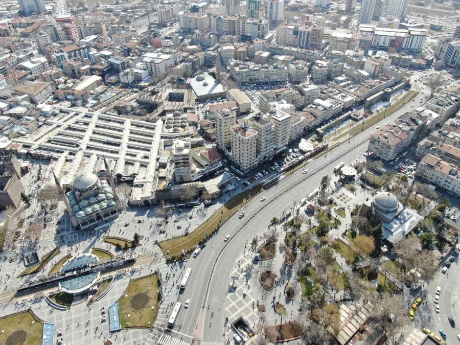 Medeniyetlere Ev Sahipliği Yapan Meydan