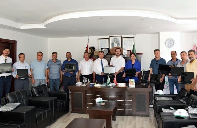 Akcoat’tan Köy Okullarına Bilgisayar Desteği