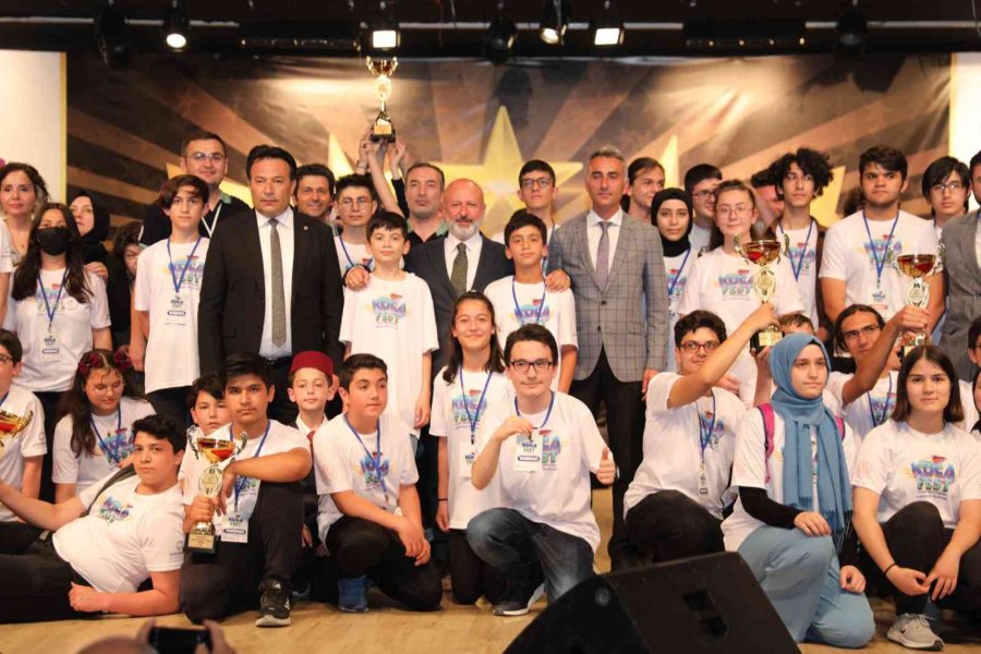 Kocasinan’ın Yıldızları’na Ödül Töreni Düzenlendi