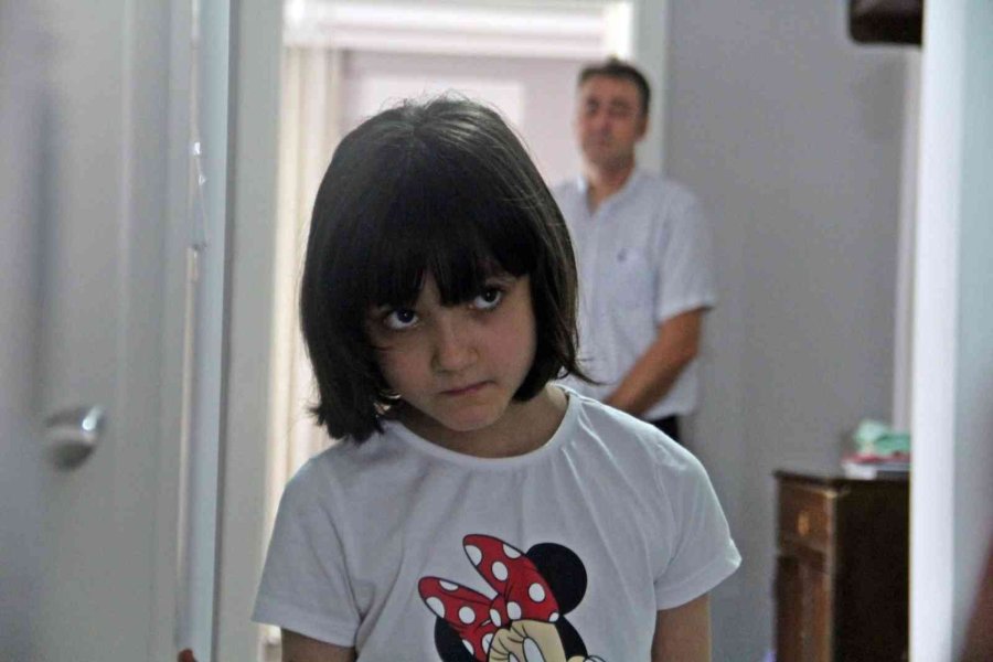 Onun Oyuncakları Protez Bacakları