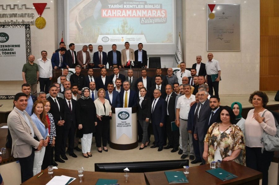 Başkan Büyükkılıç, Kahramanmaraş’tan Ödülle Döndü