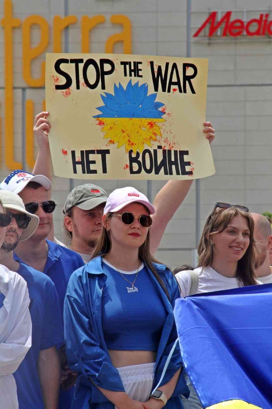 Antalya’daki Yerleşik Rus Ve Ukraynalılardan, ’savaşa Son Verin’ Çağrısı