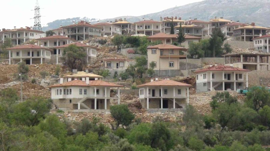 Orman Yangınında Evlerini Kaybedenler İçin Yapılan Konutlarda Sona Gelindi