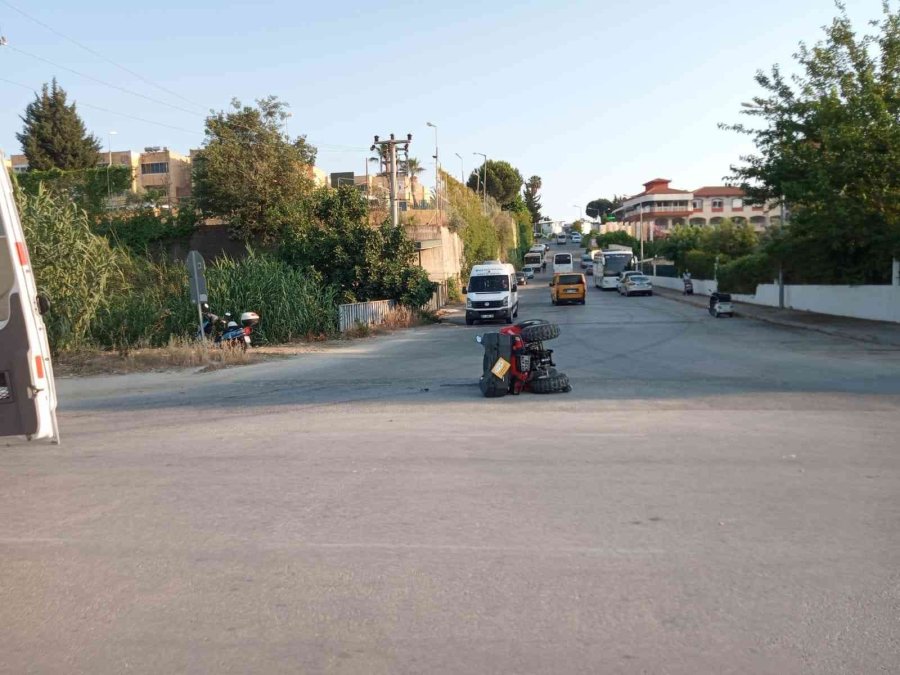 Bindikleri Atv’de Birbirleri İle Çarpışan Alman Turistler Yaralandı