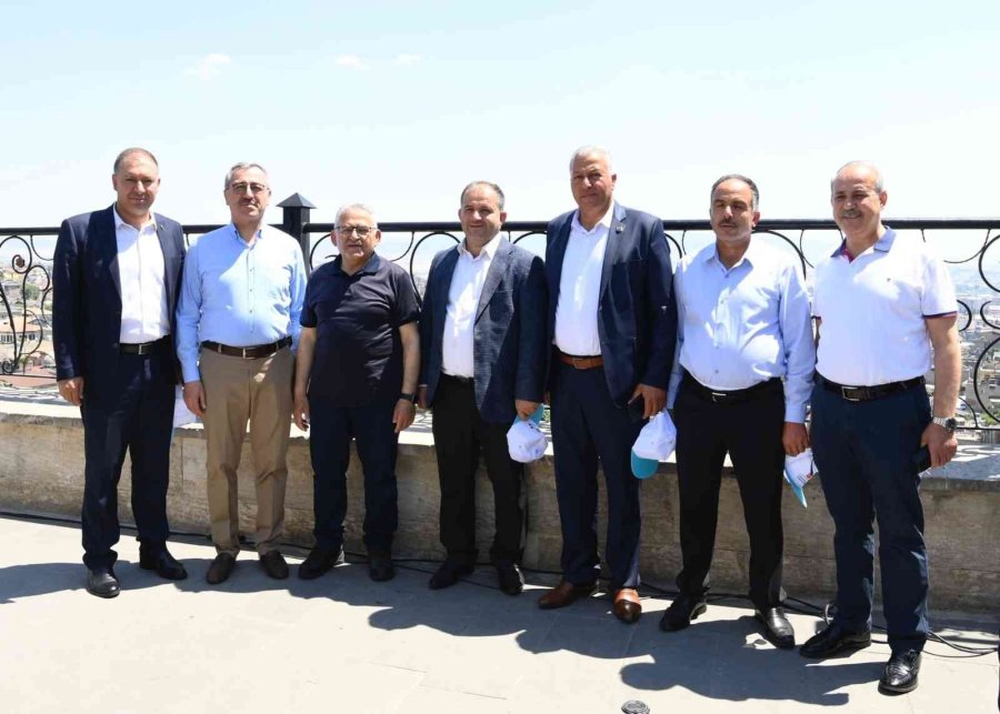 Başkan Büyükkılıç’tan Kahramanmaraş Çıkarması