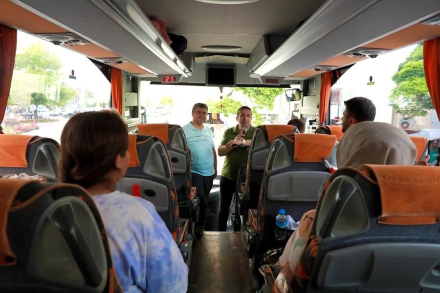 Kaymek Gençleri Ecdadın Huzurunda