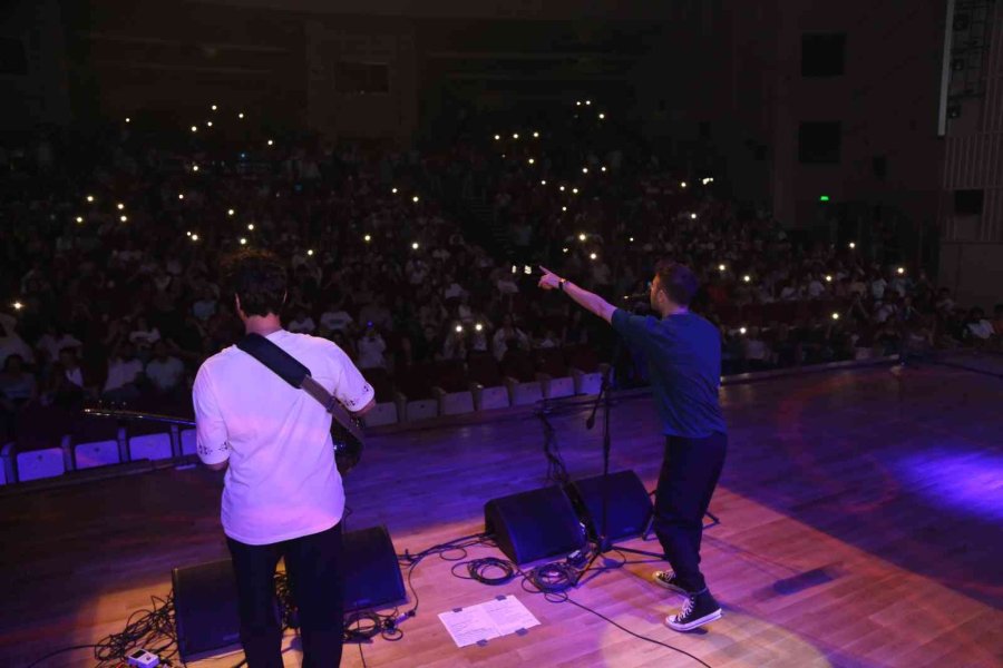 ’ikilem’ Hayranlarıyla Buluştu