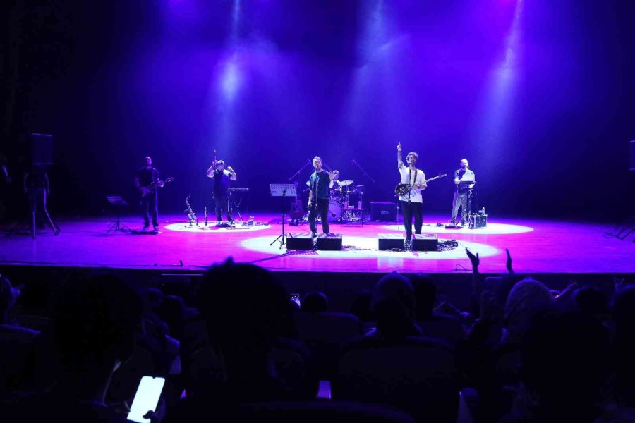 ’ikilem’ Hayranlarıyla Buluştu