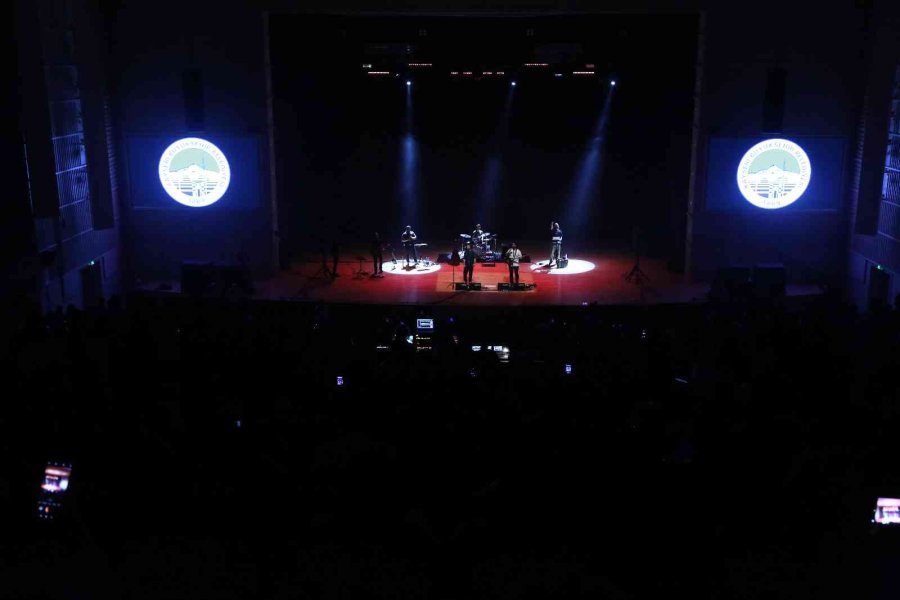 ’ikilem’ Hayranlarıyla Buluştu