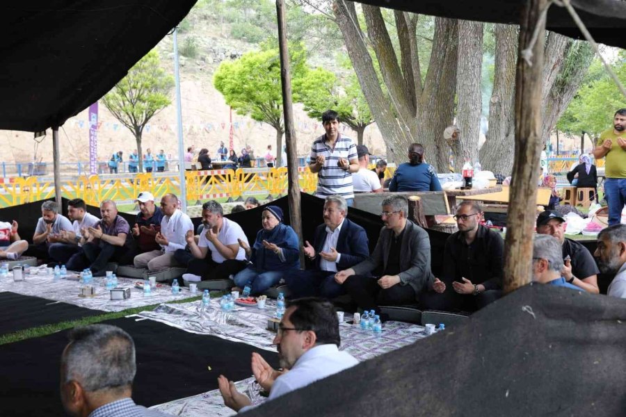 644. Mimarsinan Evliyalar Günü Ve Pilav Etkinliği’ne Yoğun İlgi