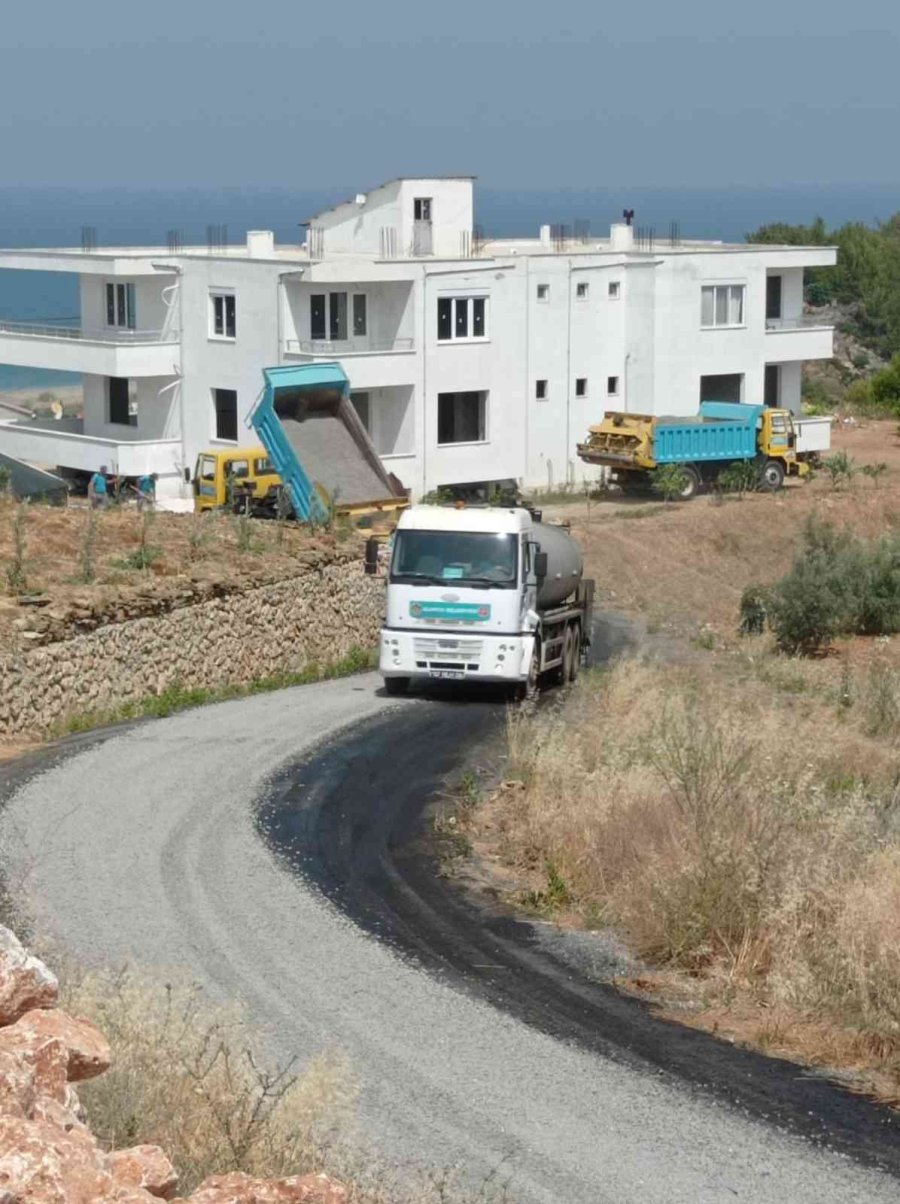 Asfalt Çalışmaları Keşefli Ve Uğrak Mahallesi’nde Sürüyor