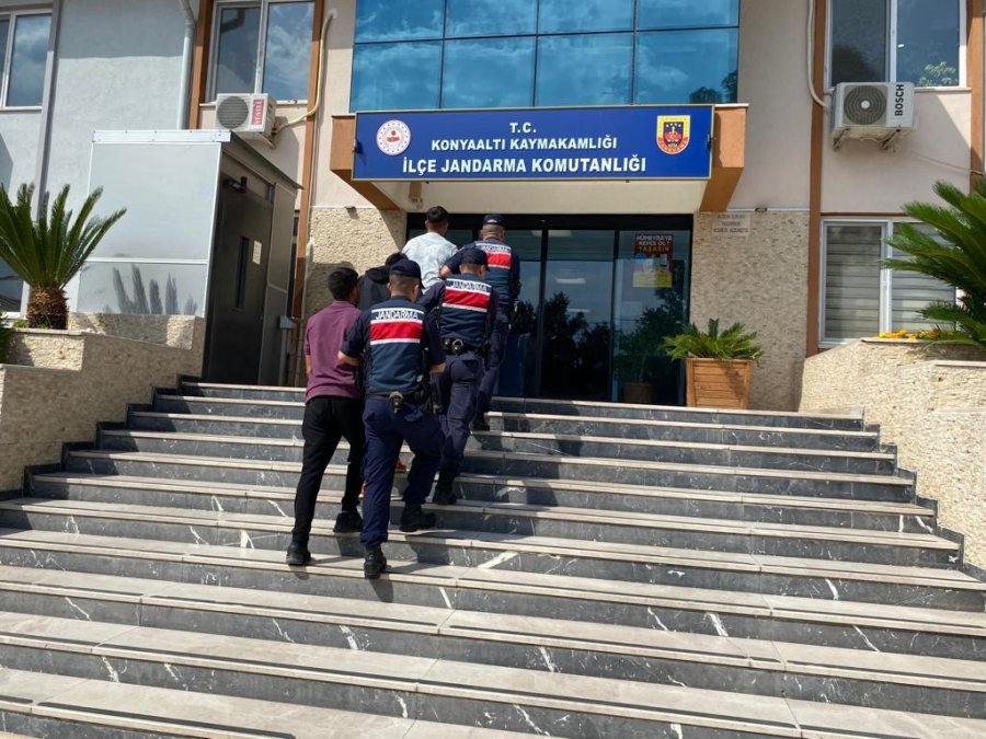 İzinsiz Kazı Yapan 3 Kişi Gözaltına Alındı