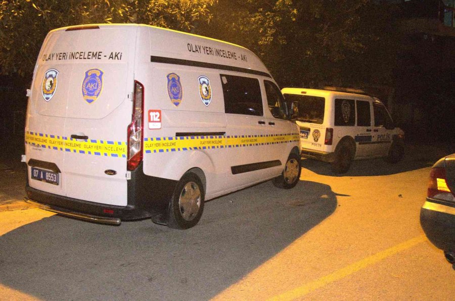 Rus Uyruklu Kadın Evinde Ölü Bulundu