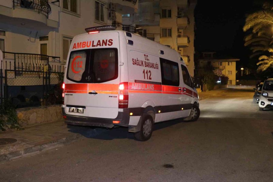 Rus Uyruklu Kadın Evinde Ölü Bulundu