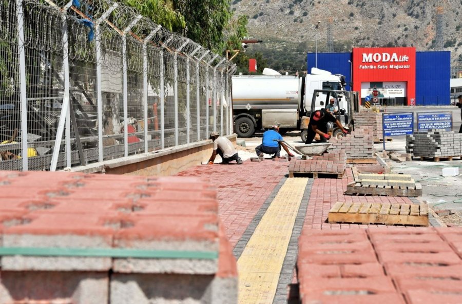 Konyaaltı’nda Onarım Ve Yenileme Seferberliği