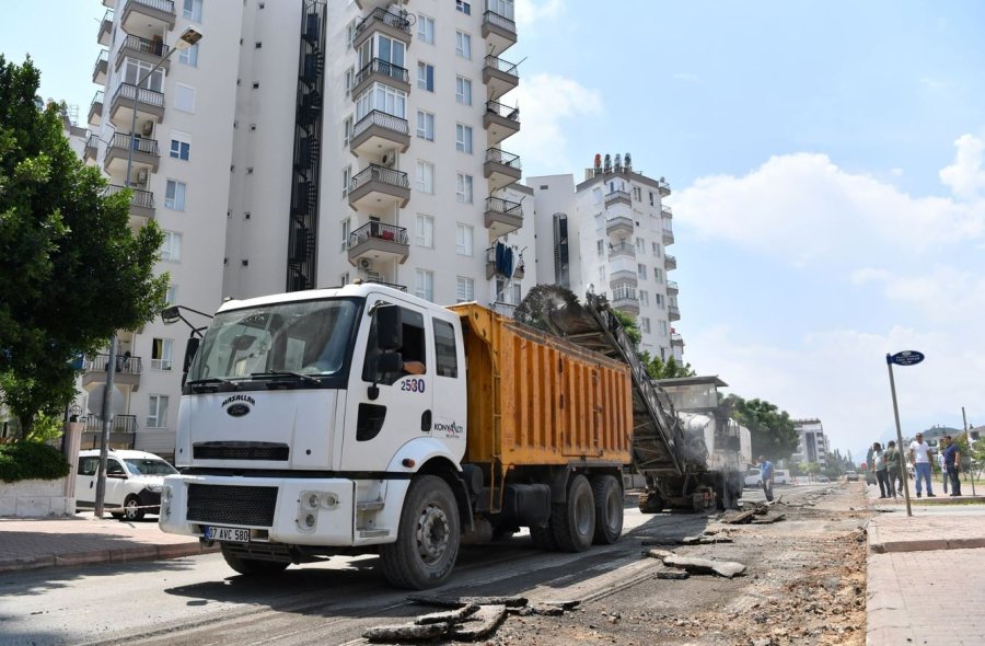 Konyaaltı’nda Onarım Ve Yenileme Seferberliği