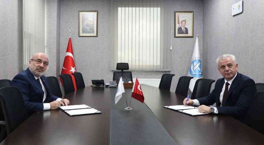 Makedonya Uluslararası Vizyon Üniversitesi’nden Kayü Rektörüne Ziyaret