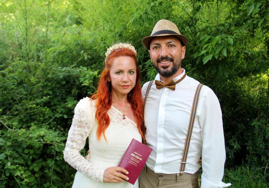 Tanıştıkları Zirve Nikah Masaları Oldu