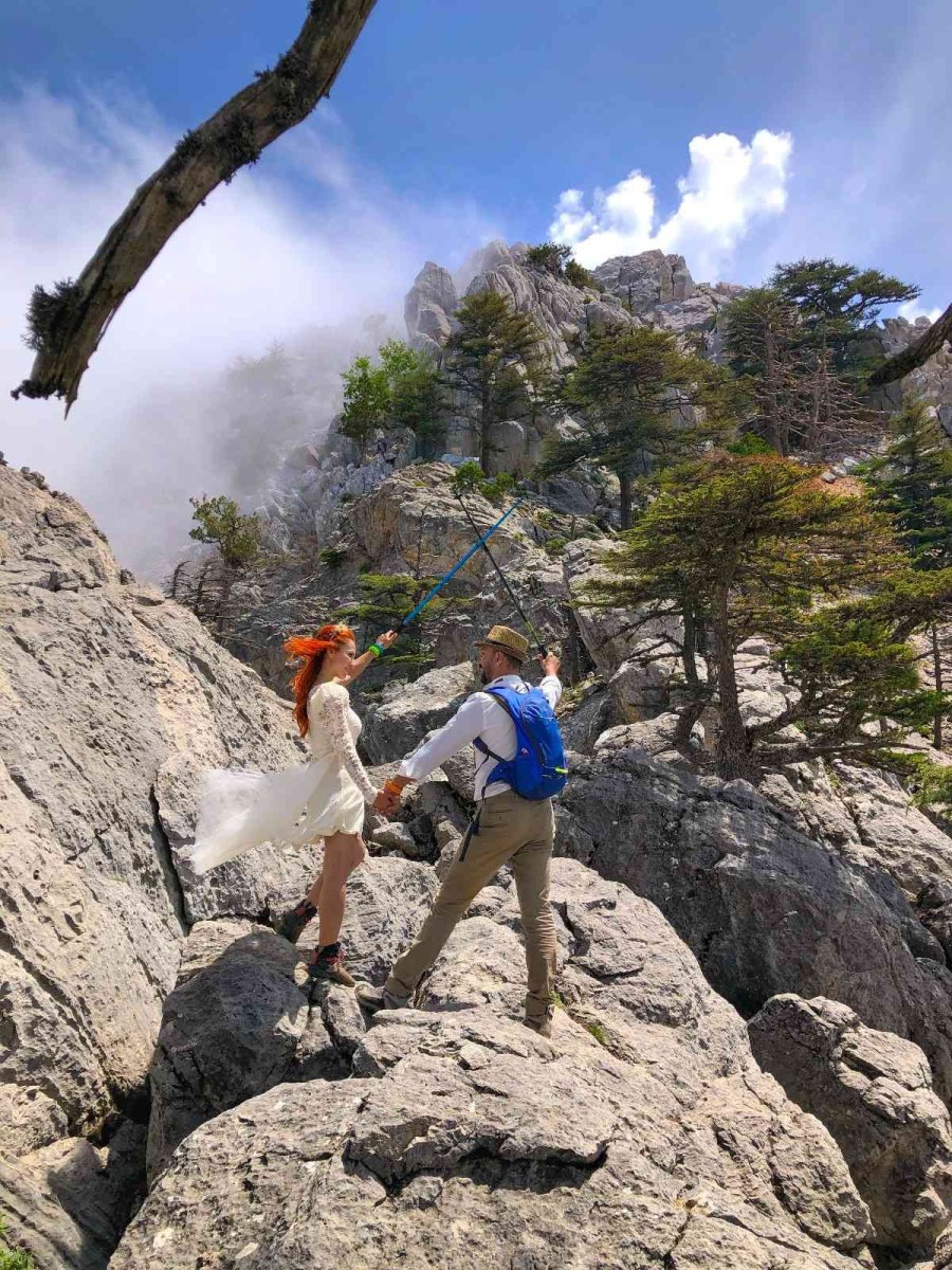 Tanıştıkları Zirve Nikah Masaları Oldu