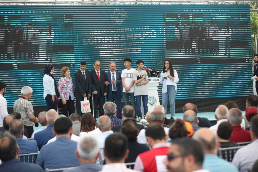 Başkan Yalçın’dan Törene Damga Vuran Sürpriz