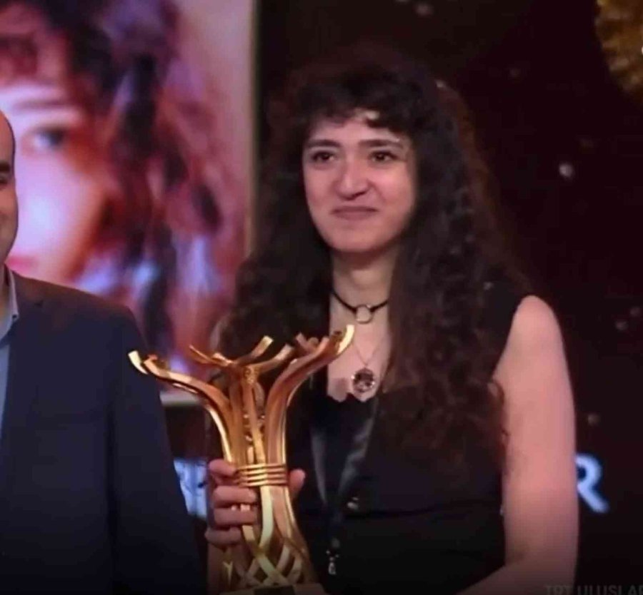 İbf Öğrencisi Trt Belgesel Yarışması’ndan Birincilikle Döndü