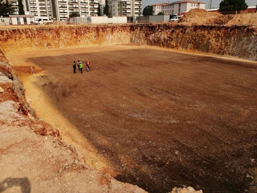 Gülveren Kütüphanesi İnşası Devam Ediyor