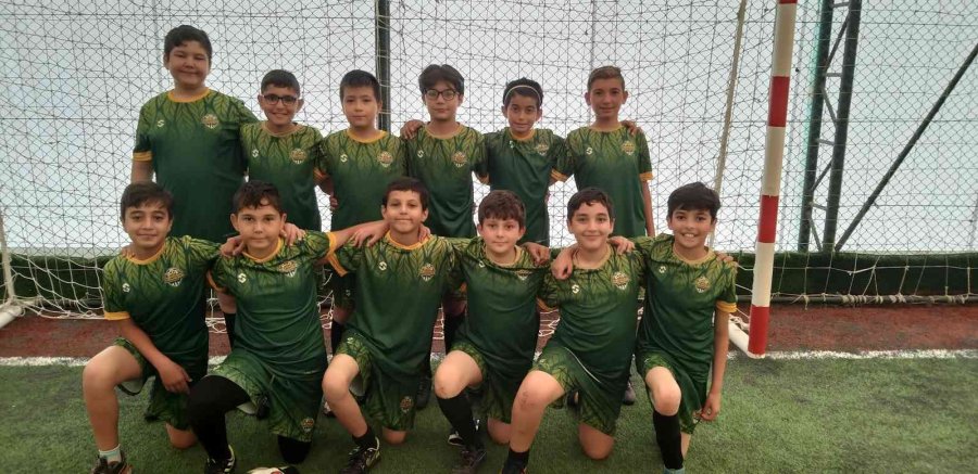 Ihlamurkentspor İle Global Spor Dostluk Maçında Karşı Karşıya Geldiler