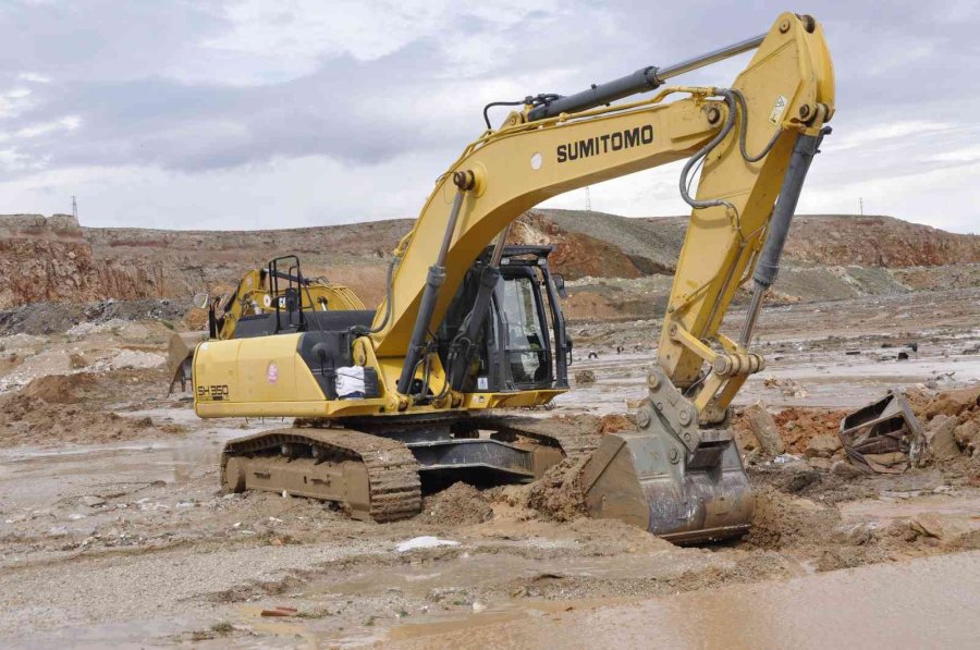 Karaman’da Selin Şehir Merkezine Ulaşmasını Ekipler Önledi