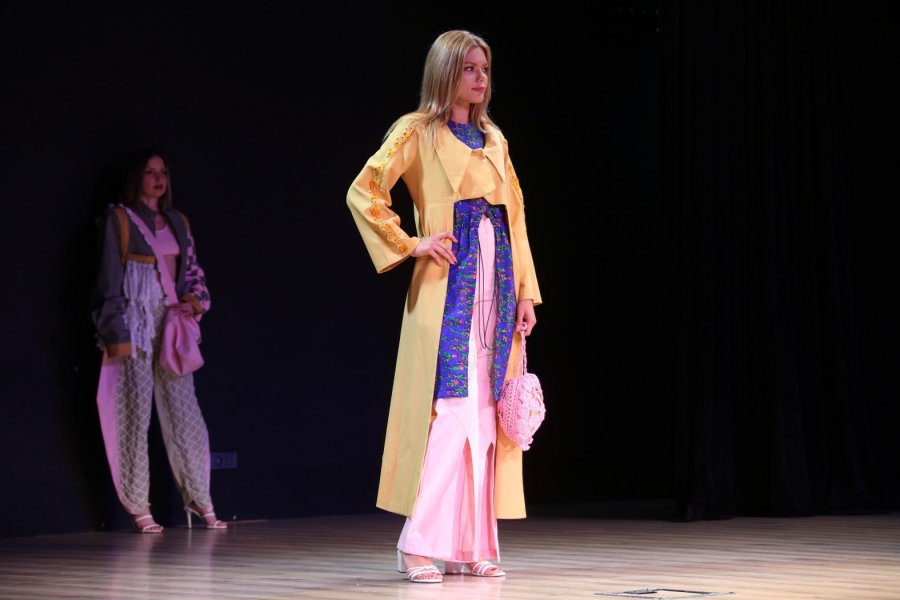 Akdeniz Üniversitesi Güzel Sanatlar Fakültesi’nde İlk Defile Heyecanı