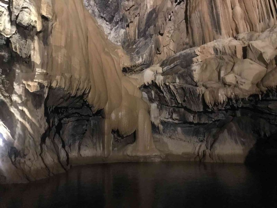 Altınbeşik Mağarası 5 Ayda 40 Bin Ziyaretçi Ağırladı