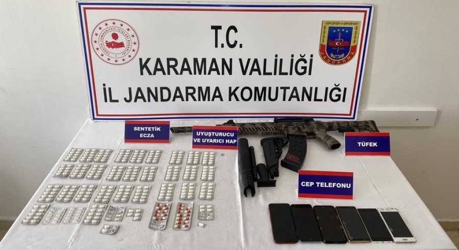 Karaman Merkezli 3 İlde Uyuşturucu Satıcılarına Şafak Operasyonu: 8 Gözaltı