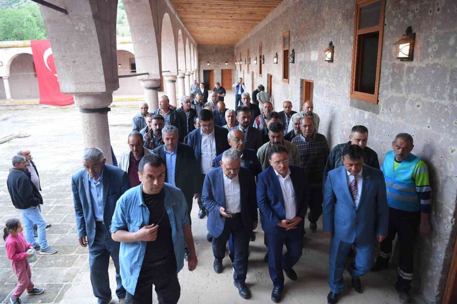 Başkan Büyükkılıç, Vali Çiçek İle Hamidiye Medresesi’nde İncelemelerde Bulundu