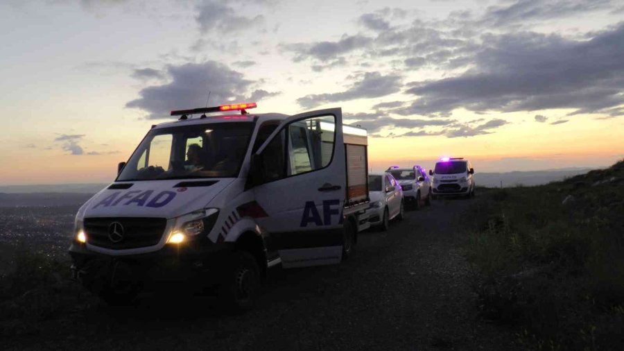 Yürüyüşte Kaybolan 2 Kişi 3 Saat Sonra Bulundu