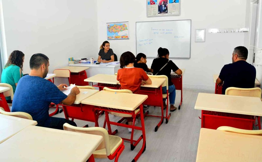 Manavgat’ta Yaz Kurslarına Yoğun İlgi