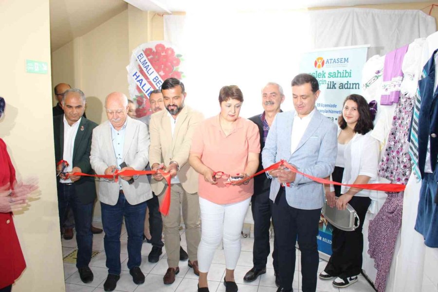 Elmalı Atasem’de Yıl Sonu Sergisi Heyecanı