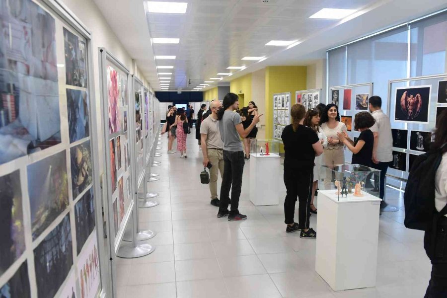 Gsf’den “2021-2022 Yılı Mezuniyet Sergisi”