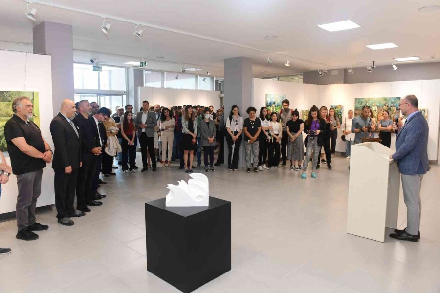 Gsf’den “2021-2022 Yılı Mezuniyet Sergisi”