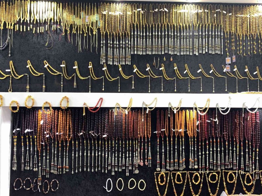 Babalar Günü Öncesinde Doğal Taş Tespihlere İlgi Büyük