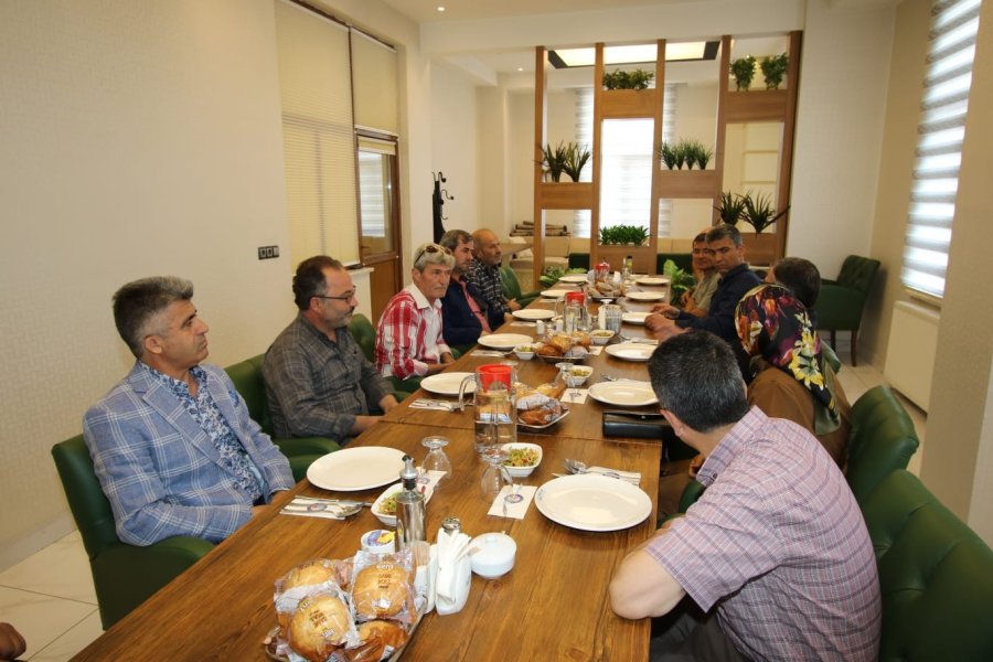 Başkan Özdoğan Muhtarlarla İstişare Toplantısı Yaptı