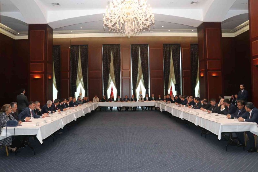 Başkan Büyükkılıç Genişletilmiş İl Başkanları Toplantısına Katıldı