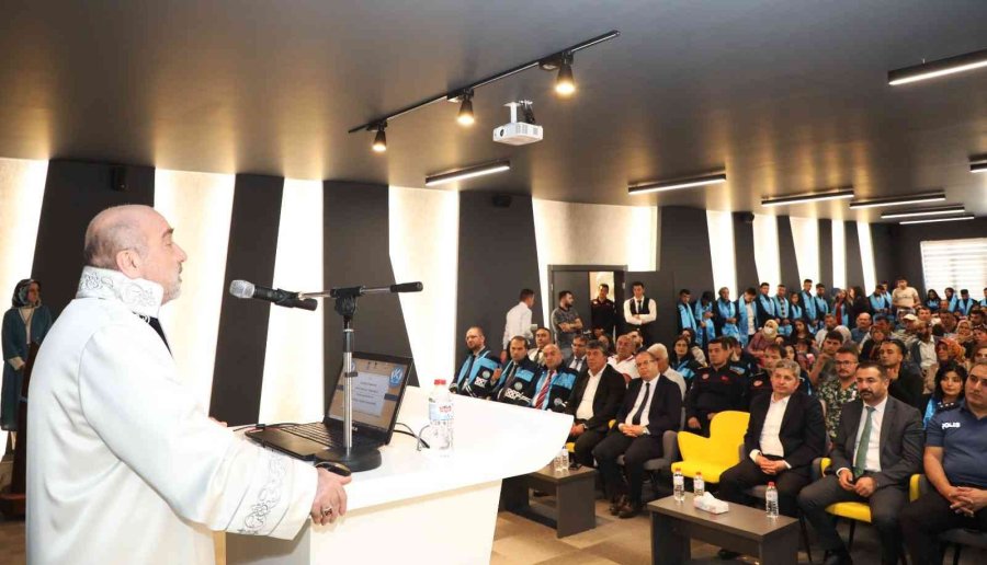 Kayü Bünyan Myo’da Mezuniyet Ve Şed Kuşanma Töreni Düzenlendi